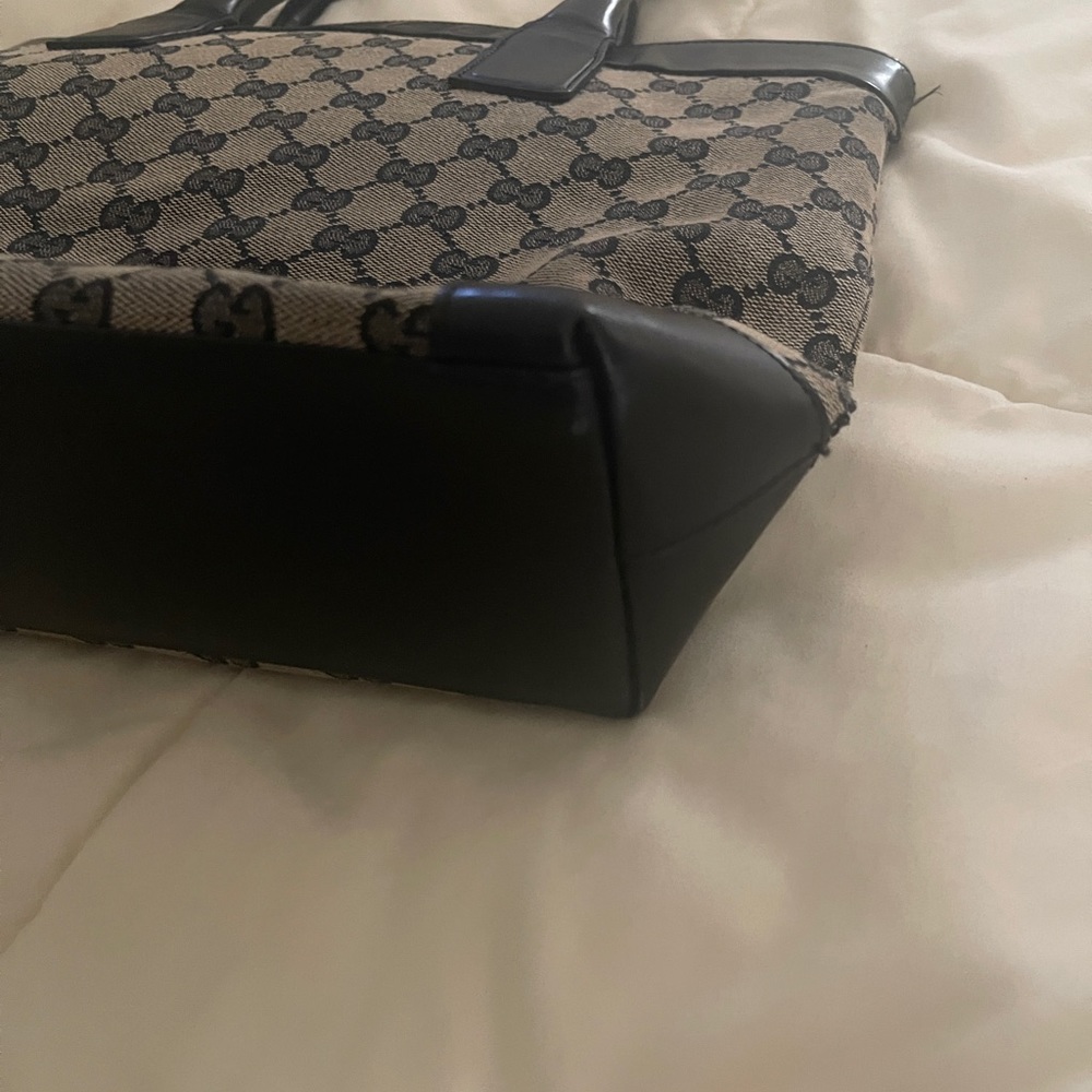 Gucci tote - Picture 7 of 9
